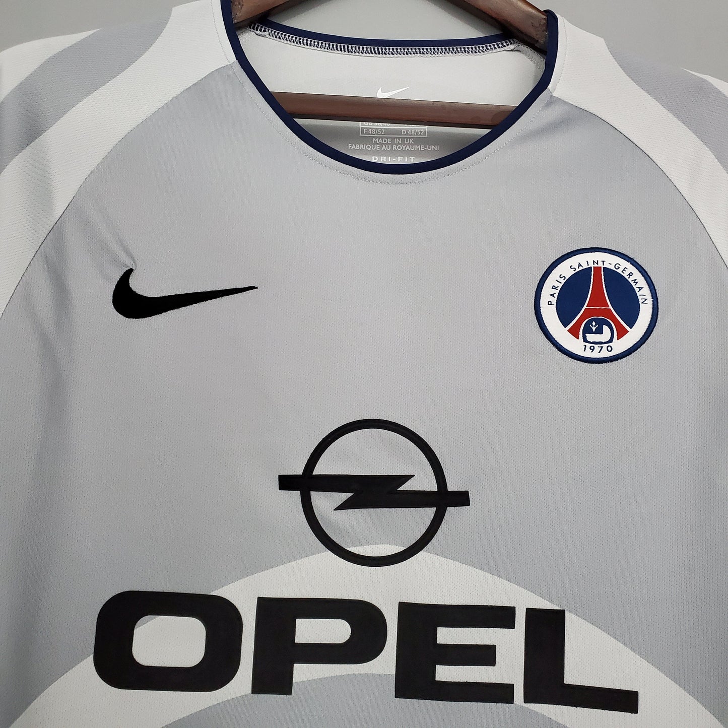 2001-02 - PSG AWAY | RETRO
