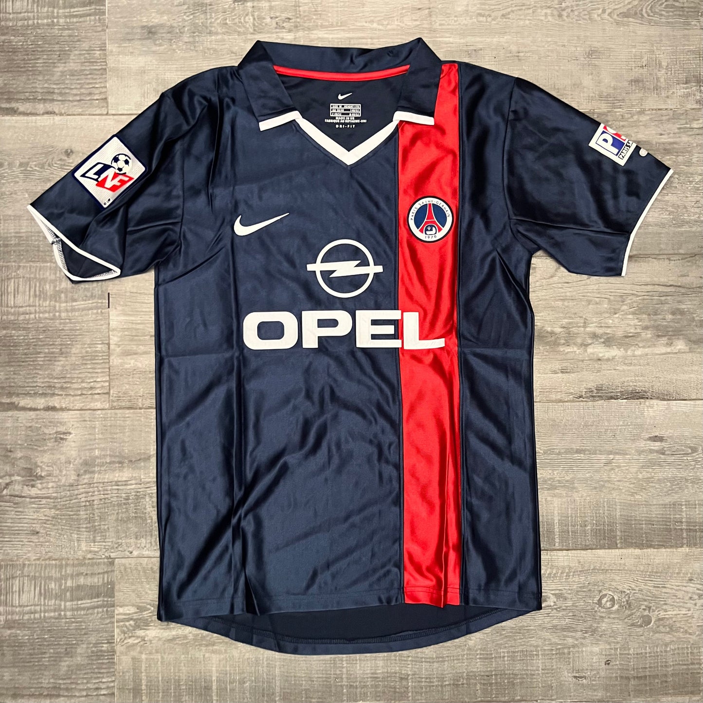 2001-02 - PSG HOME | RETRO
