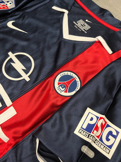 2001-02 - PSG HOME | RETRO